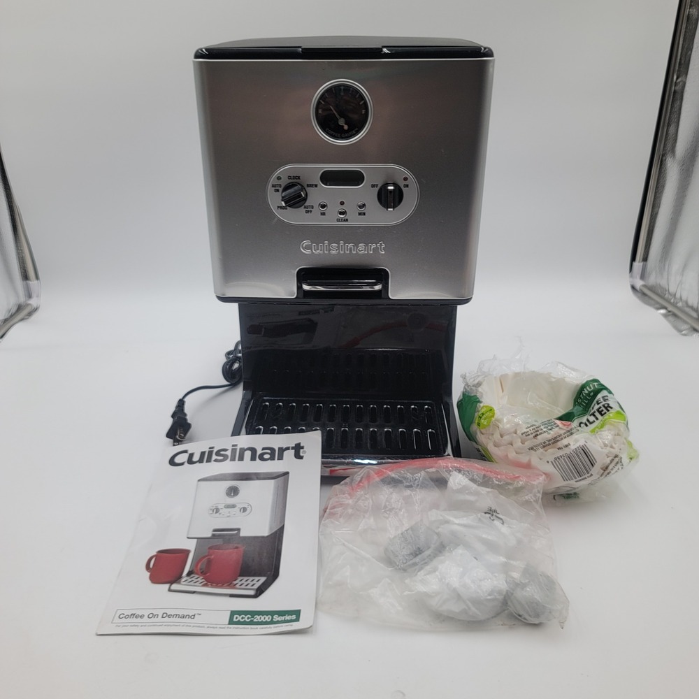 Cuisinart DCC-2000 Coffee On Demand 12-Cup Programmable Coffeemaker Silver Black